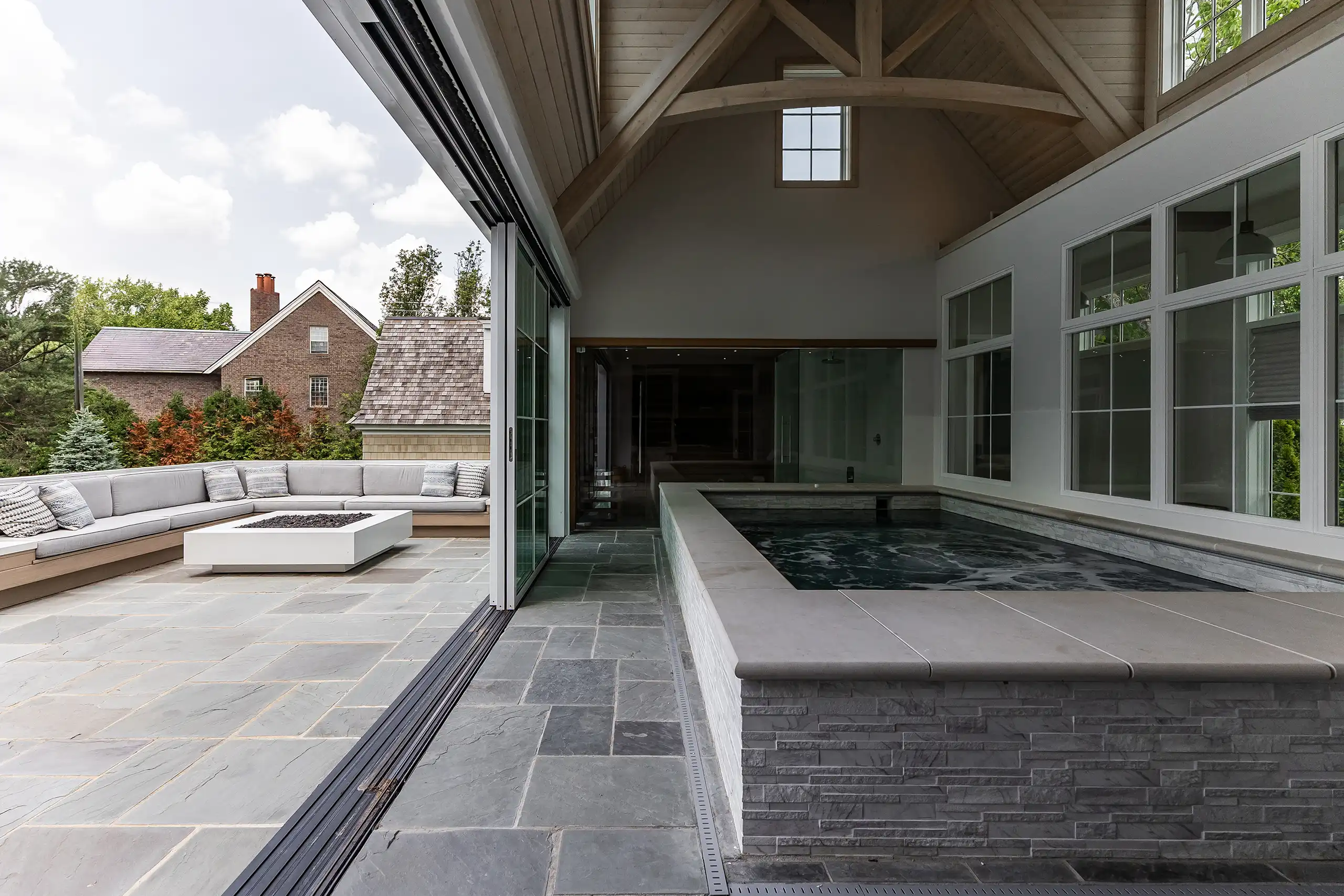 Riordan Signature Homes Estate New Construction